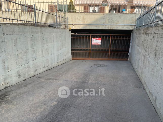 Garage/posto auto in residenziale in Via Monviso 12