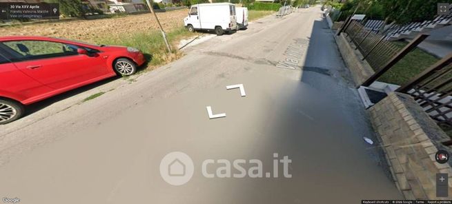 Box/posto auto in residenziale in Via XXV Aprile