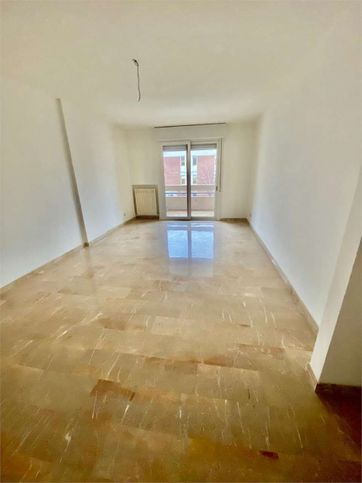 Appartamento in residenziale in Viale C. Sigonio 50