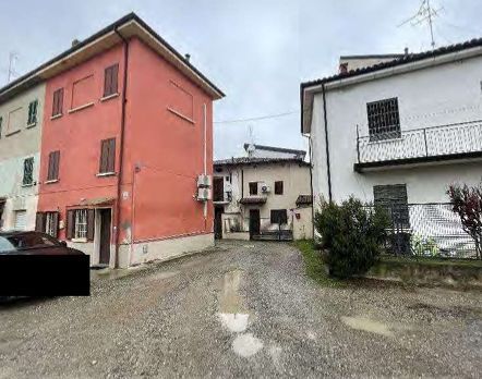 Casa indipendente in residenziale in Via Contardo Ferrini 105