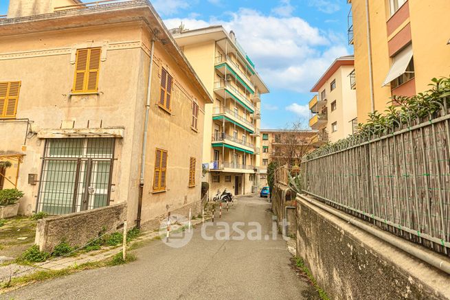 Garage/posto auto in residenziale in Via Antica Romana di Quinto 67