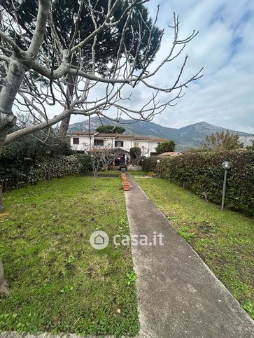 Villetta a schiera in residenziale in Via Torre Canneto