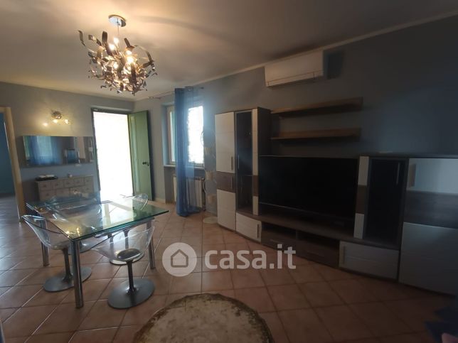 Casa bi/trifamiliare in residenziale in Via L. Galvani 20