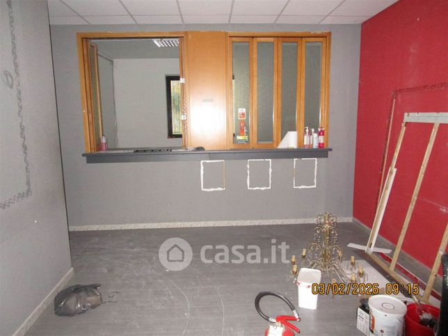 Ufficio in commerciale in 