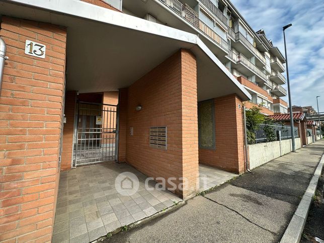 Appartamento in residenziale in Viale dei Parchi 13