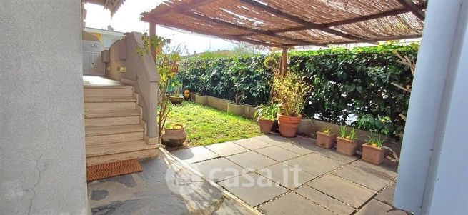 Villetta a schiera in residenziale in Via San Leonardo 255