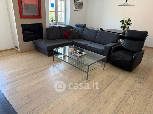 Attico/mansarda in residenziale in Piazza Cavour 3