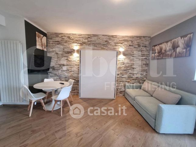 Appartamento in residenziale in Via Aldo Moro 3 /a