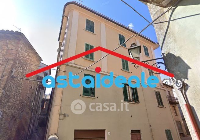 Appartamento in residenziale in Vicolo Chiuso 4
