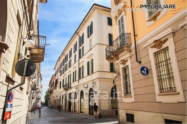 Ufficio in commerciale in Corso Felice Cavallotti 22