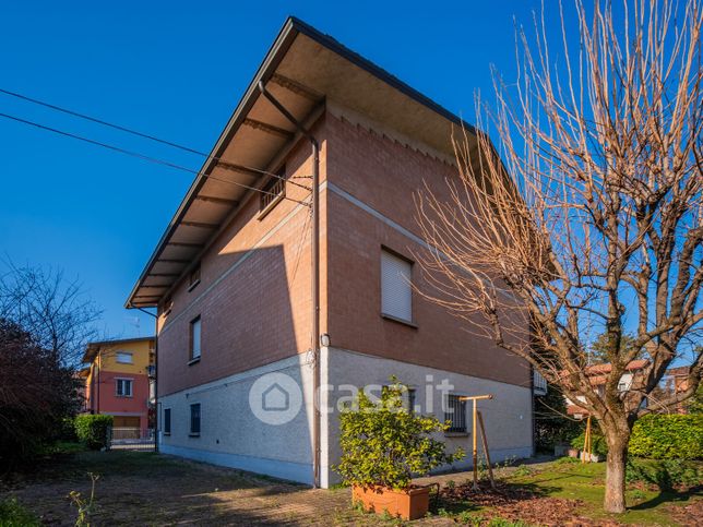 Casa indipendente in residenziale in Via Gustavo Modena 10