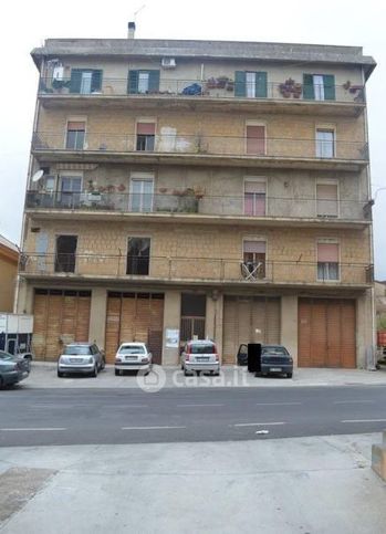 Casa indipendente in residenziale in Via Alessandro Manzoni 117
