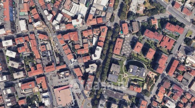 Ufficio in commerciale in Viale Fratelli Casiraghi