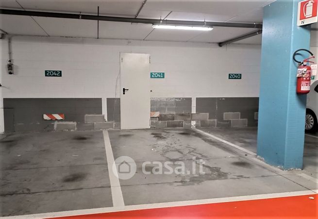 Garage/posto auto in residenziale in Campo San Giacomo 22