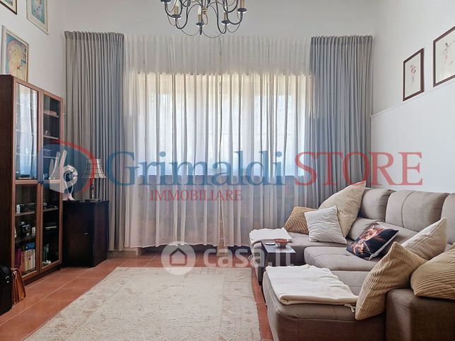 Casa indipendente in residenziale in