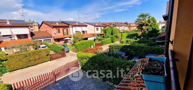 Villetta a schiera in residenziale in Via Aldo Moro 2