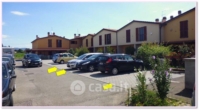 Box/posto auto in residenziale in Località Campoluci