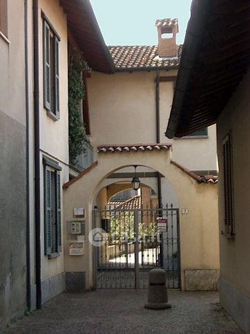 Appartamento in residenziale in Vicolo A. Vismara 7