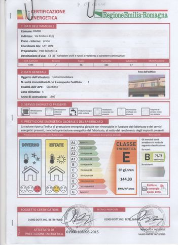 Capannone in commerciale in Via Emilia 37