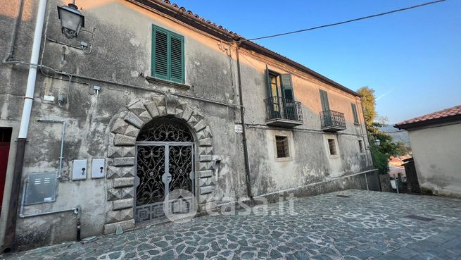 Casa indipendente in residenziale in Piazza Municipio 2