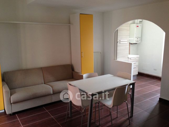 Appartamento in residenziale in Via Giosuè Carducci 54