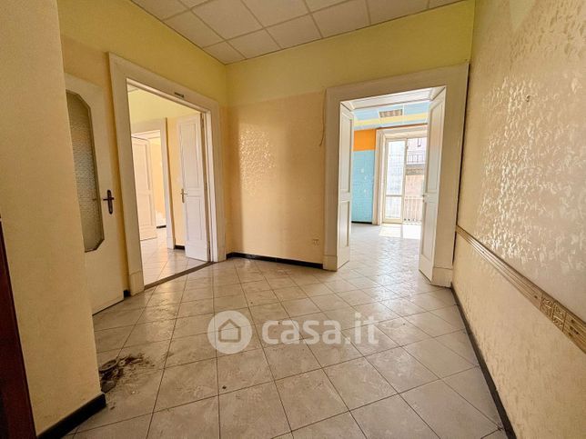 Ufficio in commerciale in Corso Campano 249