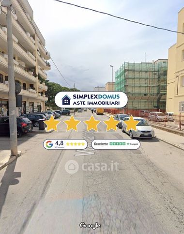 Appartamento in residenziale in Via Canosa