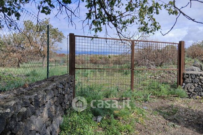 Terreno agricolo in commerciale in Via Cairoli