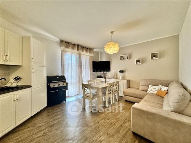 Appartamento in residenziale in Via Alberto Montini