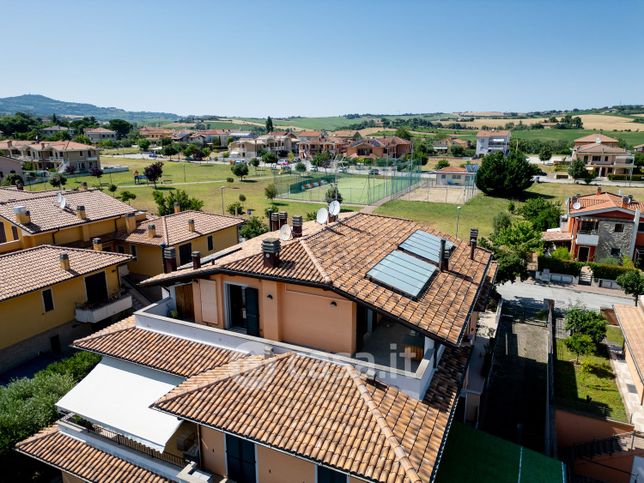 Attico/mansarda in residenziale in