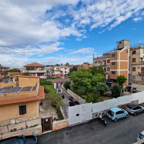 Appartamento in residenziale in Via Francesco Cozza