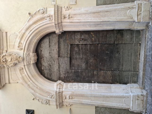 Appartamento in residenziale in Via Peligna 3
