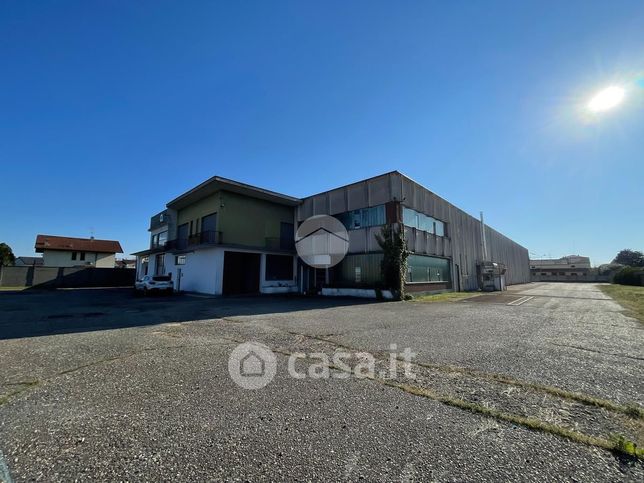 Capannone in commerciale in Via LibertÃ  56