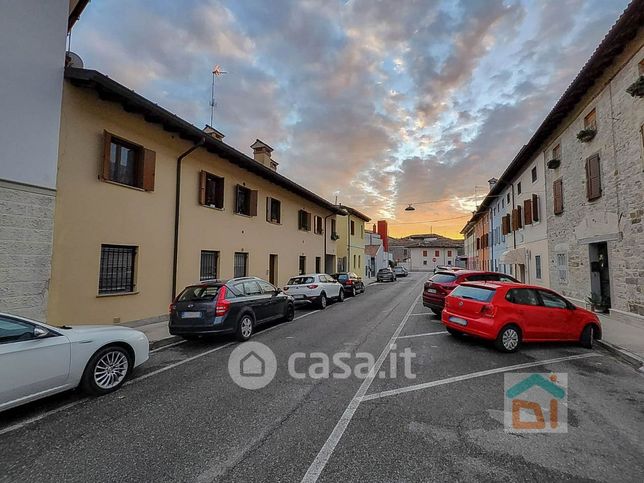 Appartamento in residenziale in Contrada dal Monte 5