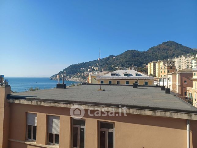 Appartamento in residenziale in Via Carlo Camozzini