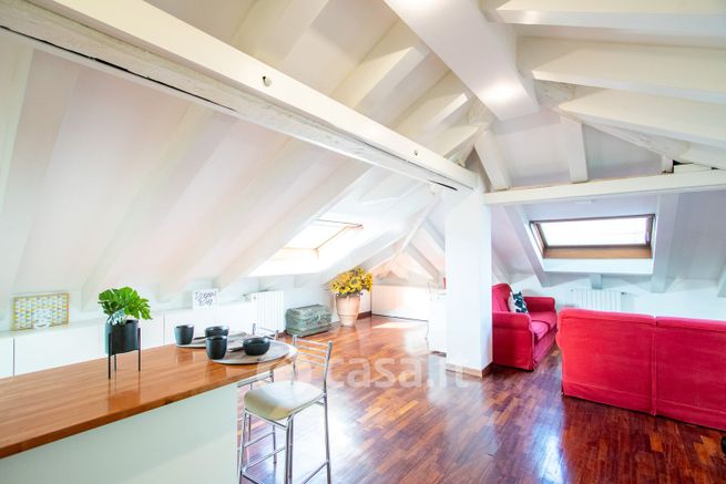 Appartamento in residenziale in Via Leone Fortis 3