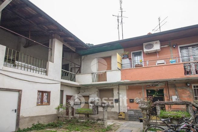 Rustico/casale in residenziale in Via Manzoni 22