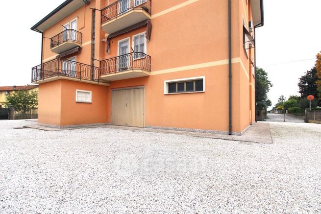 Appartamento in residenziale in Via C. Battisti