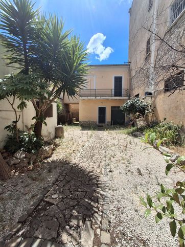 Appartamento in residenziale in Piazza Amedeo di Savoia 5