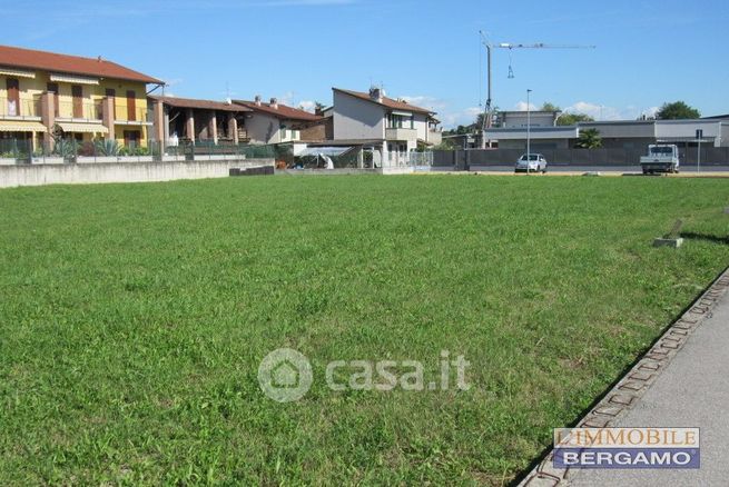 Terreno edificabile in residenziale in Via Paolo Borsellino
