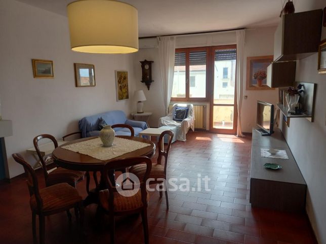 Appartamento in residenziale in Via Enrico Diacono 31