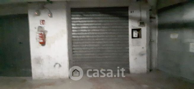 Garage/posto auto in residenziale in Via Sandro Sandri 24