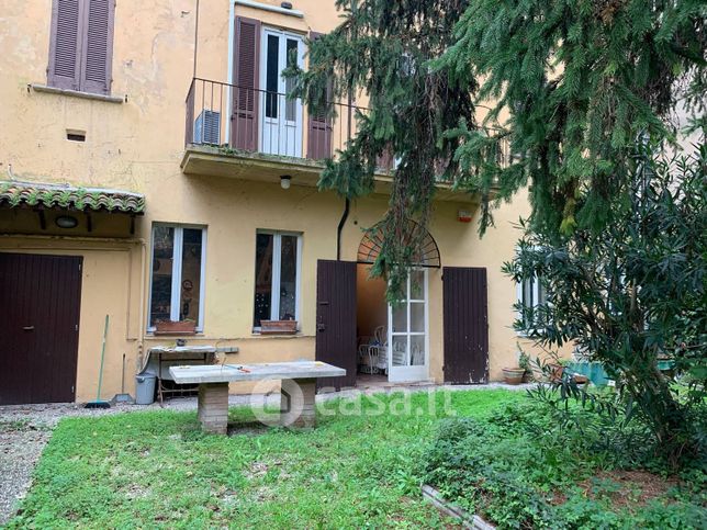Casa indipendente in residenziale in Via Bernardo de Canal