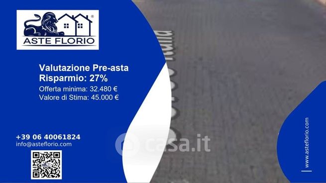 Box/posto auto in residenziale in Via San Matteo