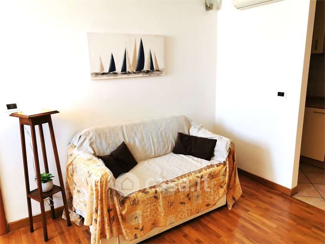Appartamento in residenziale in Via Fontanellato 49