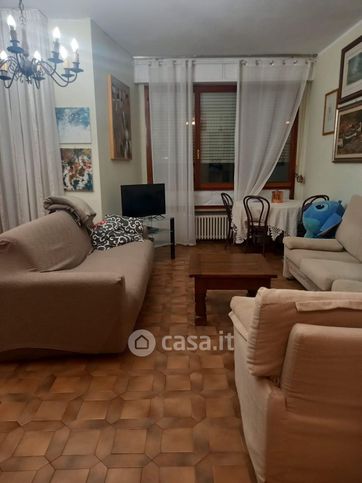 Appartamento in residenziale in Via Pietro Mascagni 15