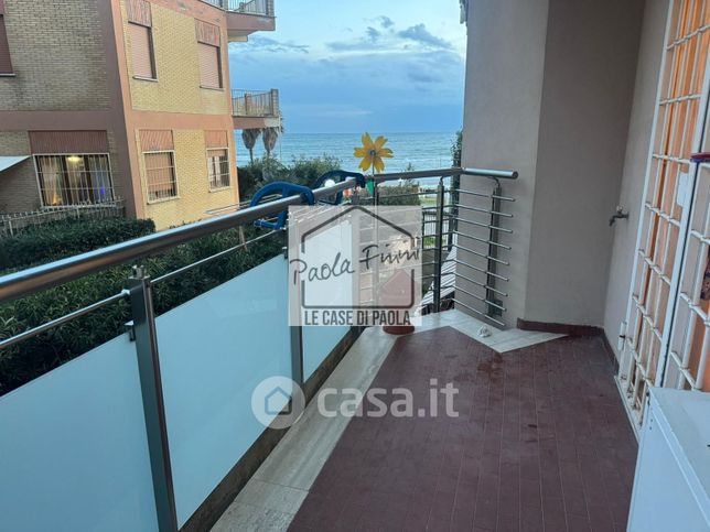 Appartamento in residenziale in Via Eolo 47