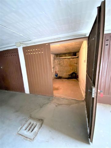 Box/posto auto in residenziale in Via Caravaggio