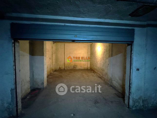 Box/posto auto in residenziale in Via Risorgimento