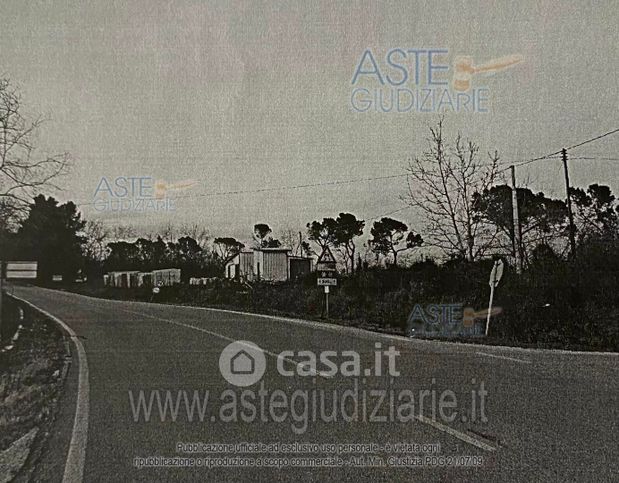 Terreno agricolo in commerciale in Contrada Crocifisso